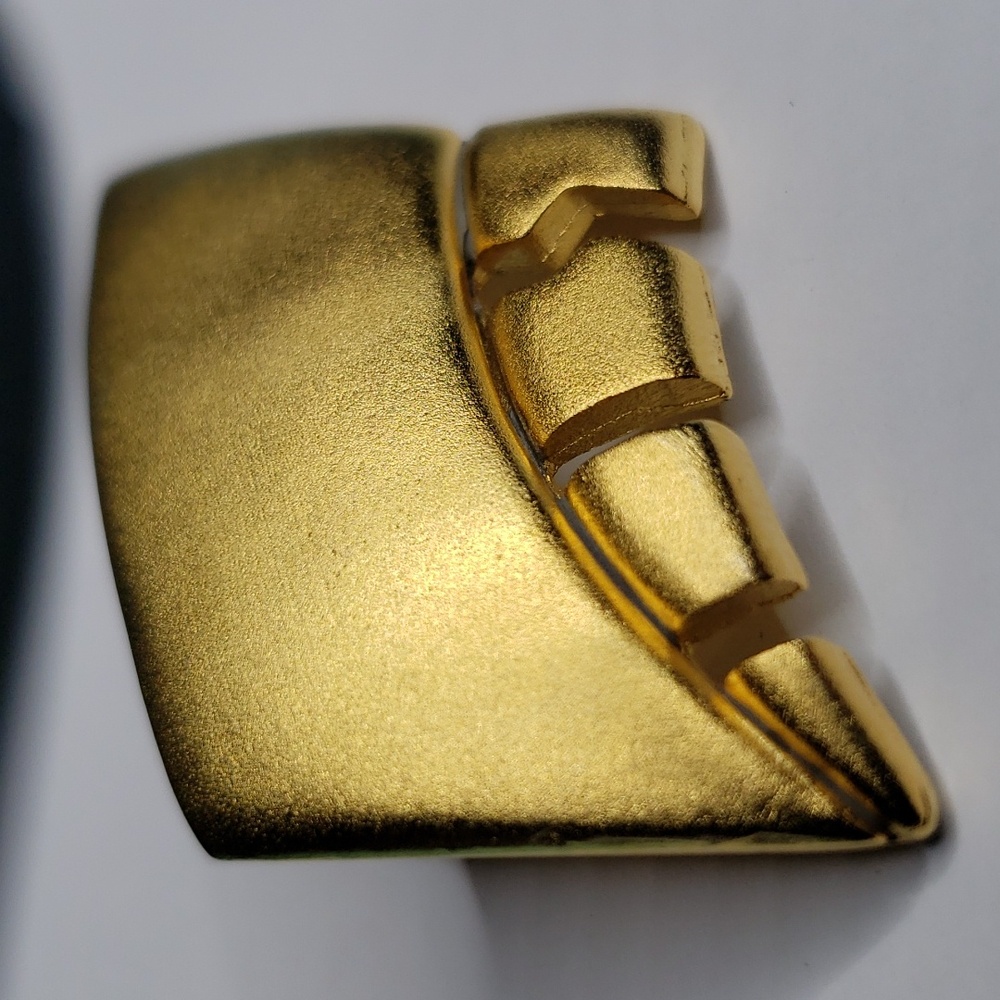 Vintage 80s DURI Gold 2 inch geometric brooch pin Jewelry~